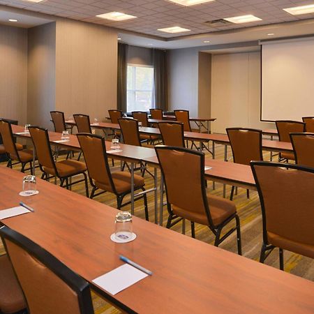 Springhill Suites Pittsburgh Mills Tarentum Екстериор снимка