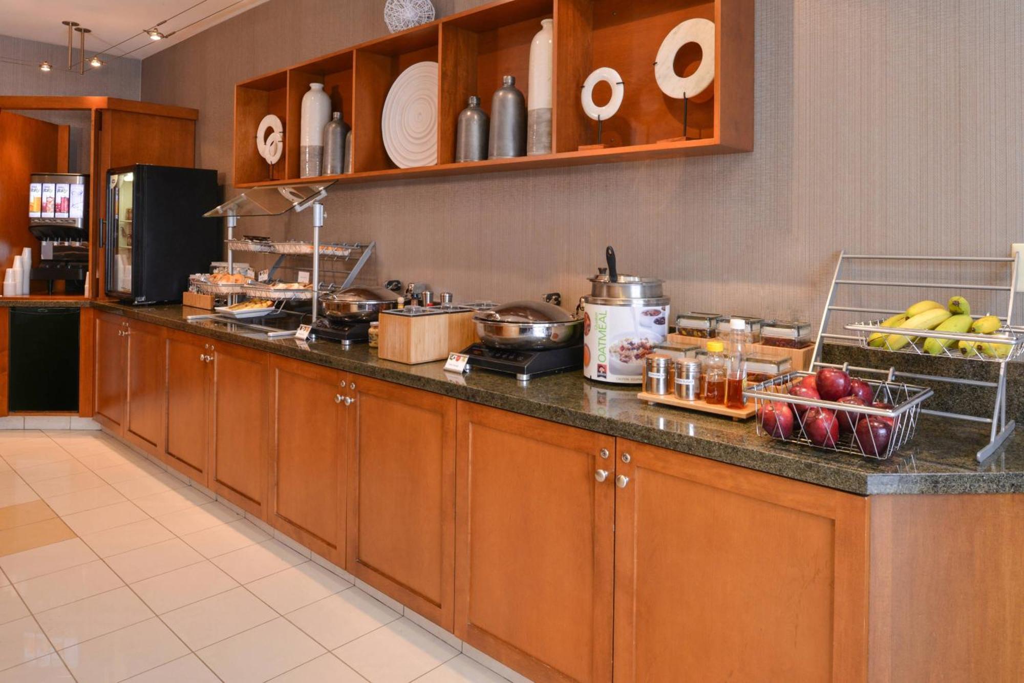 Springhill Suites Pittsburgh Mills Tarentum Екстериор снимка