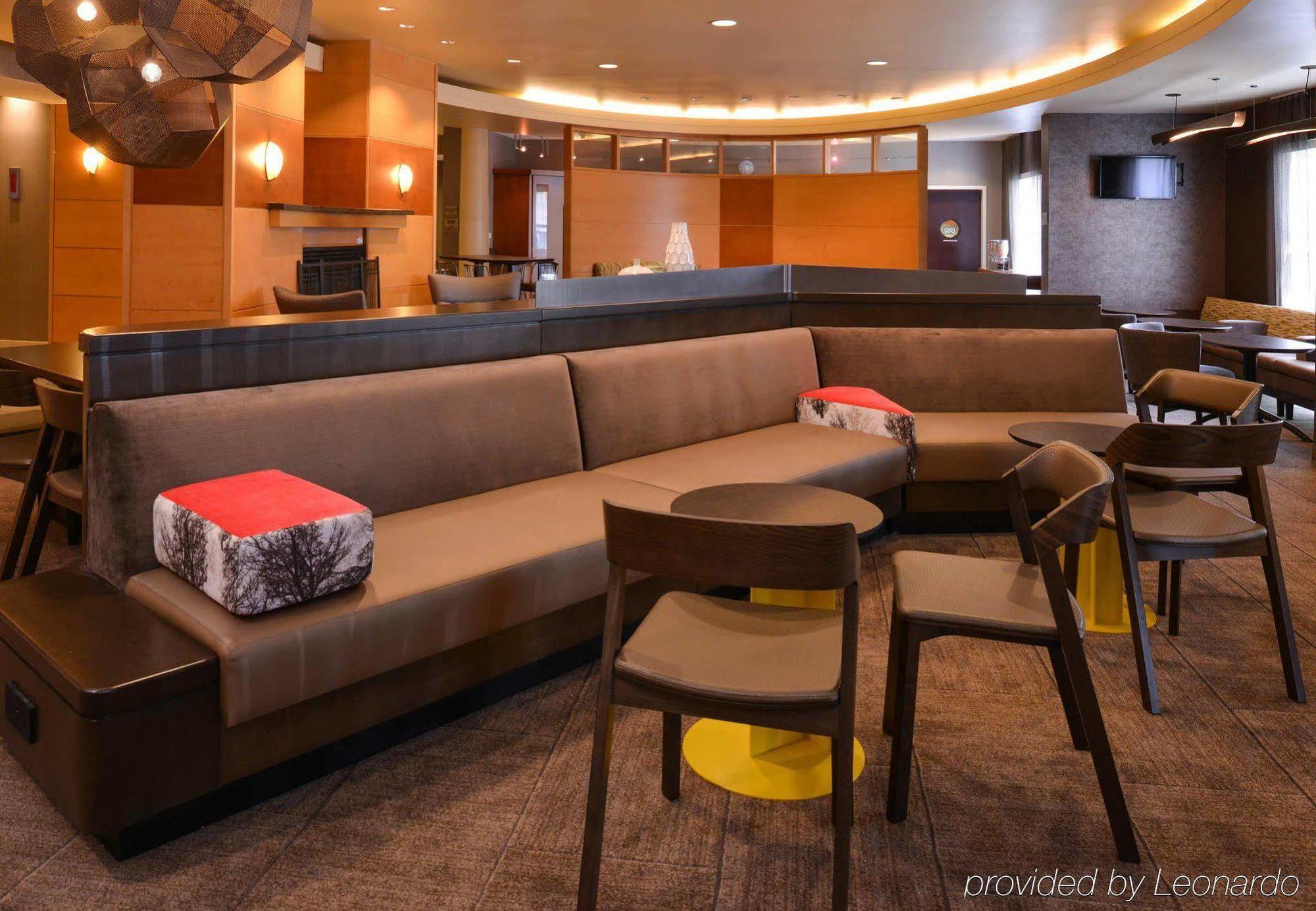 Springhill Suites Pittsburgh Mills Tarentum Екстериор снимка